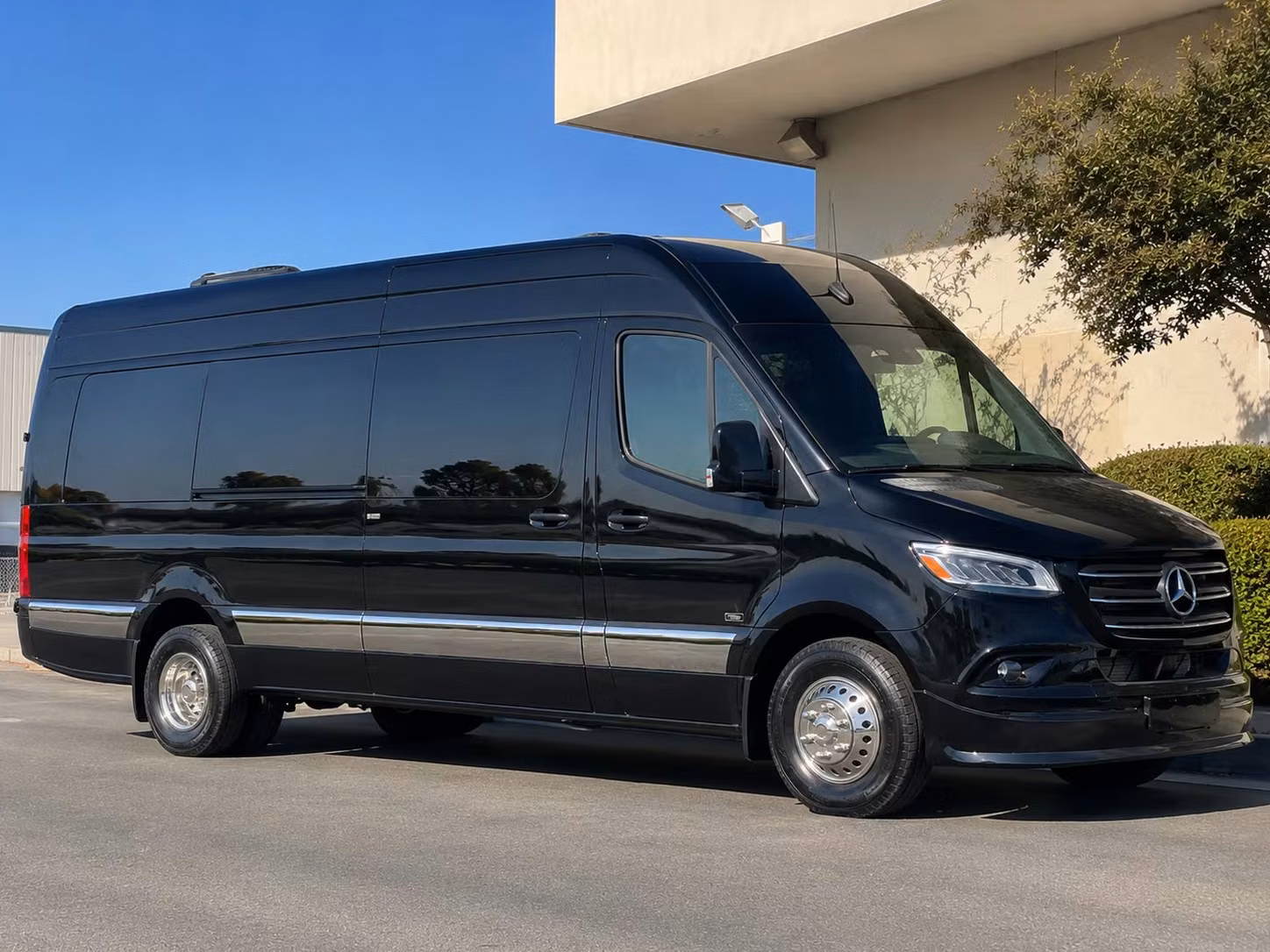 minneapolis bus rentals for sports teams sporting events